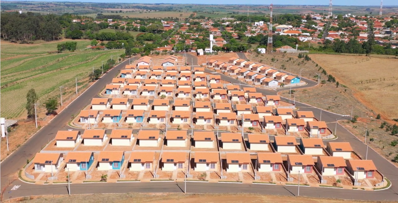 CASA DO CONSTRUTOR em Cosmópolis, São Paulo